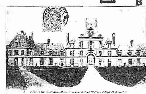 Ville de FONTAINEBLEAU Carte postale ancienne
