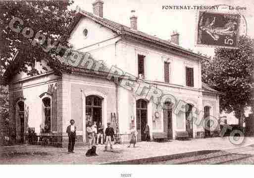 Ville de FONTENAYTRESIGNY Carte postale ancienne