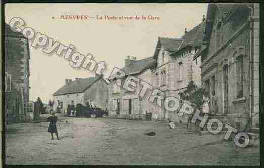 Ville de MESVRES Carte postale ancienne