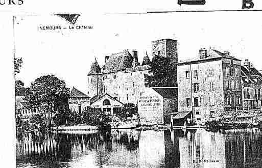 Ville de NEMOURS Carte postale ancienne