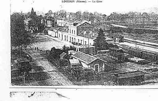 Ville de LOUDUN Carte postale ancienne