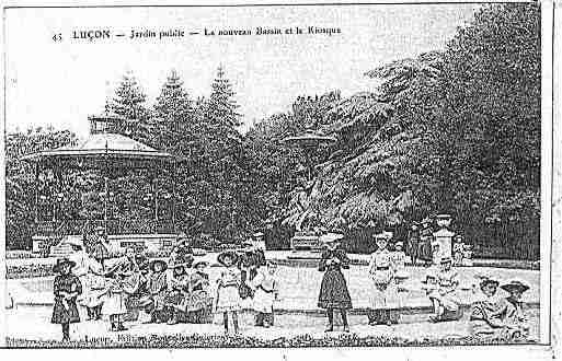 Ville de LUCON Carte postale ancienne