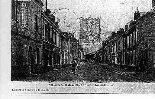 Ville de NEAUPHLELECHATEAU Carte postale ancienne Ville de NEAUPHLELECHATEAU Carte postale ancienne