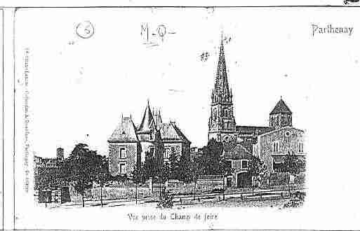 Ville de PARTHENAY Carte postale ancienne