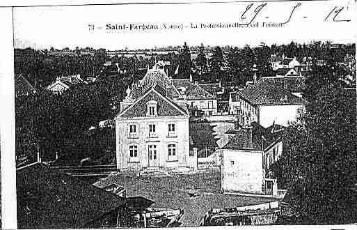 Ville de SAINTFARGEAU Carte postale ancienne