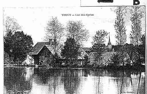 Ville de TOUCY Carte postale ancienne