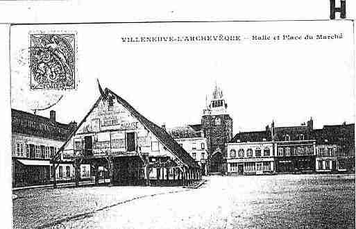 Ville de VILLENEUVEL\'ARCHEVEQUE Carte postale ancienne