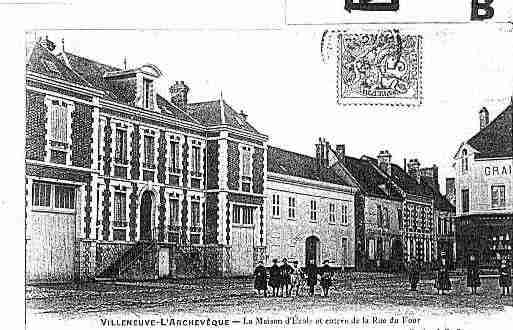 Ville de VILLENEUVEL\'ARCHEVEQUE Carte postale ancienne