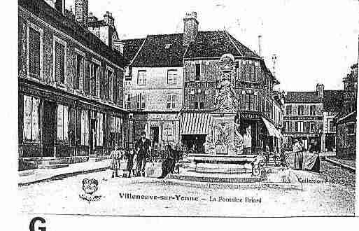 Ville de VILLENEUVESURYONNE Carte postale ancienne