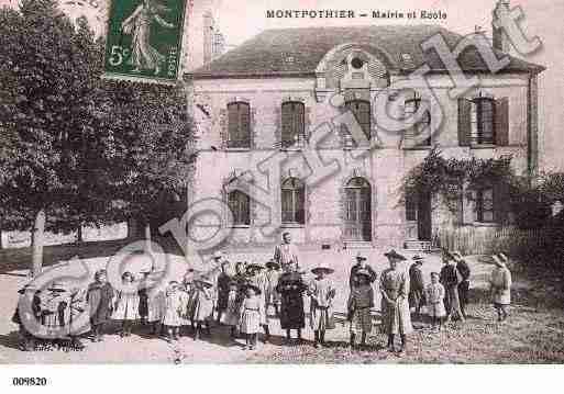 Ville de MONTPOTHIER, carte postale ancienne