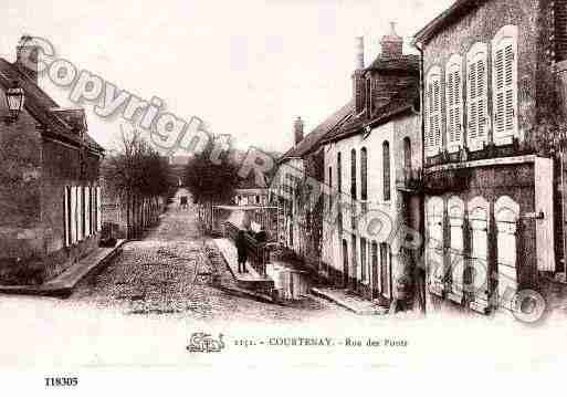 Ville de COURTENAY, carte postale ancienne Ville de COURTENAY, carte postale ancienne