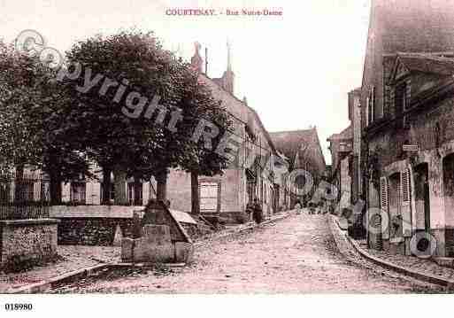 Ville de COURTENAY, carte postale ancienne