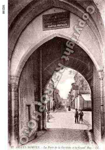 Ville de AIGUESMORTES, carte postale ancienne