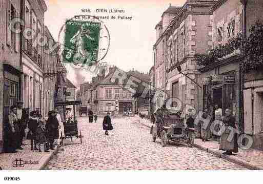 Ville de GIEN, carte postale ancienne