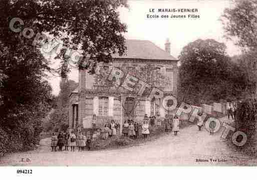 Ville de MARAISVERNIER, carte postale ancienne