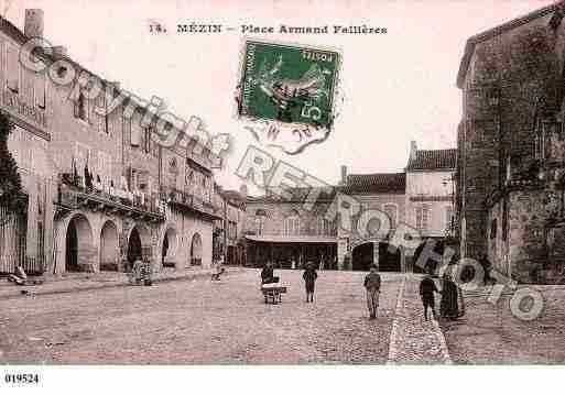 Ville de MEZIN, carte postale ancienne
