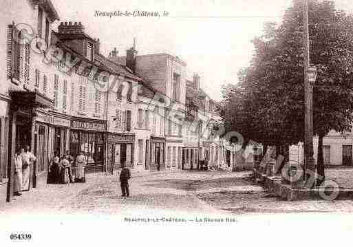 Ville de NEAUPHLELECHATEAU, carte postale ancienne