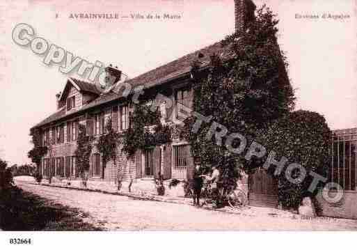 Ville de AVRAINVILLE, carte postale ancienne