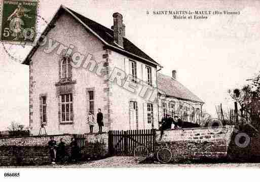 Ville de SAINTMARTINLEMAULT, carte postale ancienne