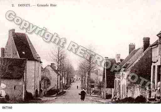 Ville de DONZY, carte postale ancienne