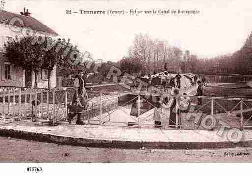 Ville de TONNERRE, carte postale ancienne