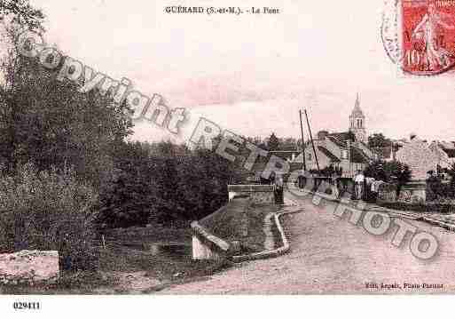 Ville de GUERARD, carte postale ancienne