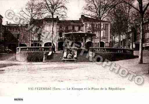 Ville de VICFEZENSAC, carte postale ancienne