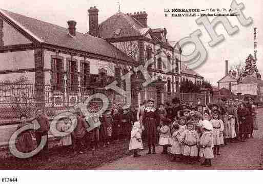 Ville de DAMVILLE, carte postale ancienne