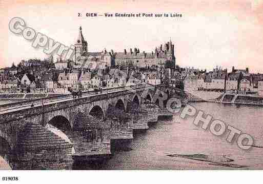 Ville de GIEN, carte postale ancienne
