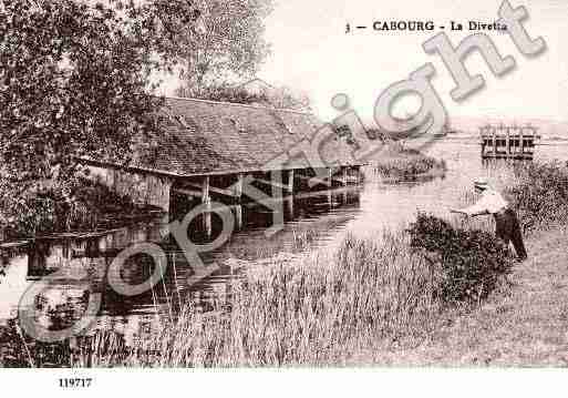 Ville de CABOURG, carte postale ancienne