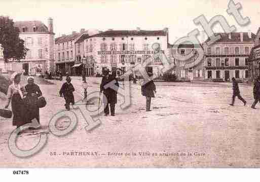 Ville de PARTHENAY, carte postale ancienne