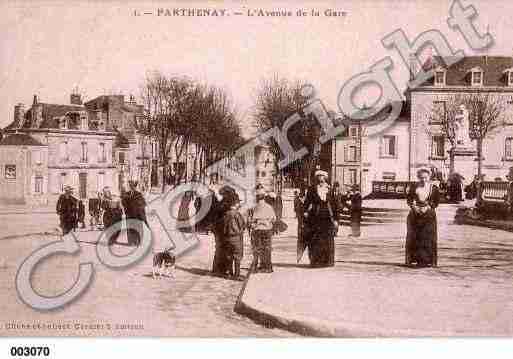 Ville de PARTHENAY, carte postale ancienne