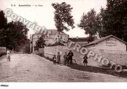 Ville de LENCLOITRE, carte postale ancienne