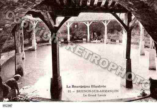 Ville de BRIENONSURARMANCON, carte postale ancienne