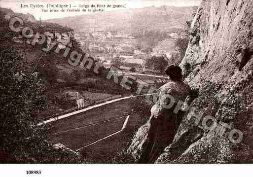 Ville de EYZIES(LES), carte postale ancienne