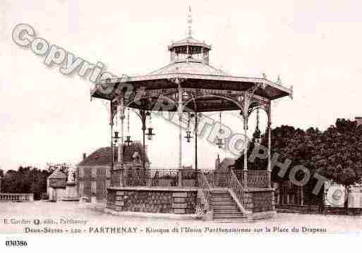 Ville de PARTHENAY, carte postale ancienne