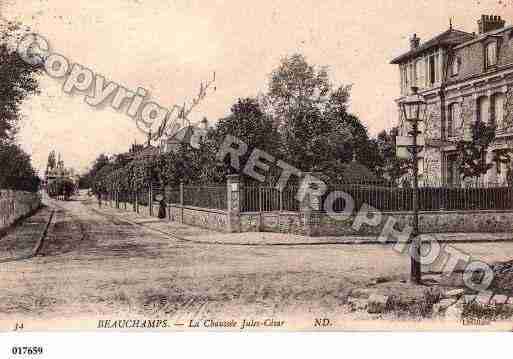 Ville de BEAUCHAMP, carte postale ancienne