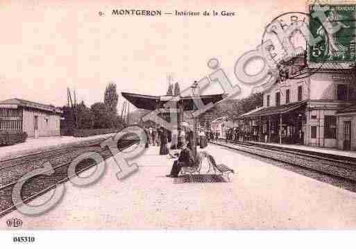 Ville de MONTGERON, carte postale ancienne