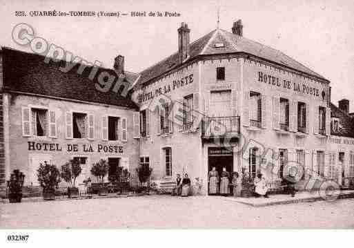 Ville de QUARRELESTOMBES, carte postale ancienne