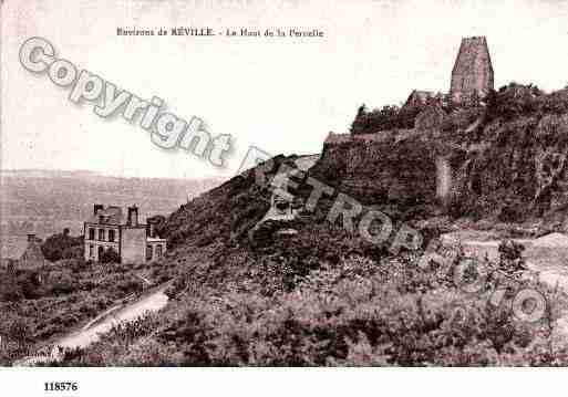Ville de REVILLE, carte postale ancienne