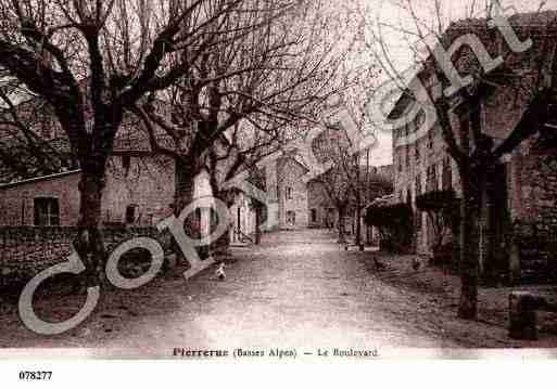 Ville de PIERRERUE, carte postale ancienne