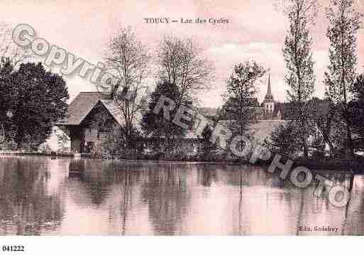 Ville de TOUCY, carte postale ancienne
