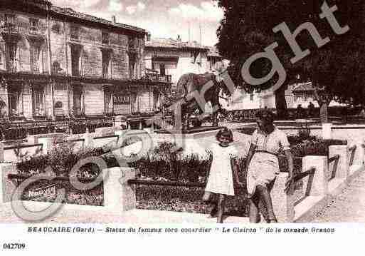 Ville de BEAUCAIRE, carte postale ancienne