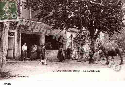 Ville de MESNIERE(LA), carte postale ancienne