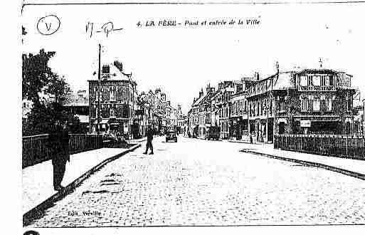 Ville de FERE(LA), carte postale ancienne