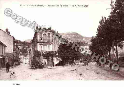 Ville de VOIRON, carte postale ancienne