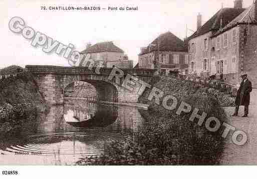 Ville de CHATILLONENBAZOIS, carte postale ancienne