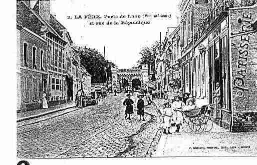 Ville de FERE(LA), carte postale ancienne