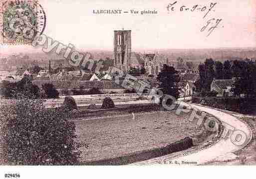 Ville de LARCHANT, carte postale ancienne