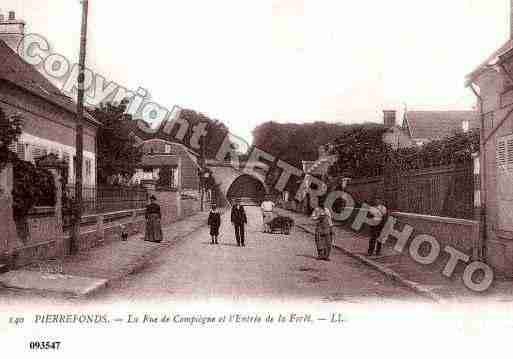 Ville de PIERREFONDS, carte postale ancienne